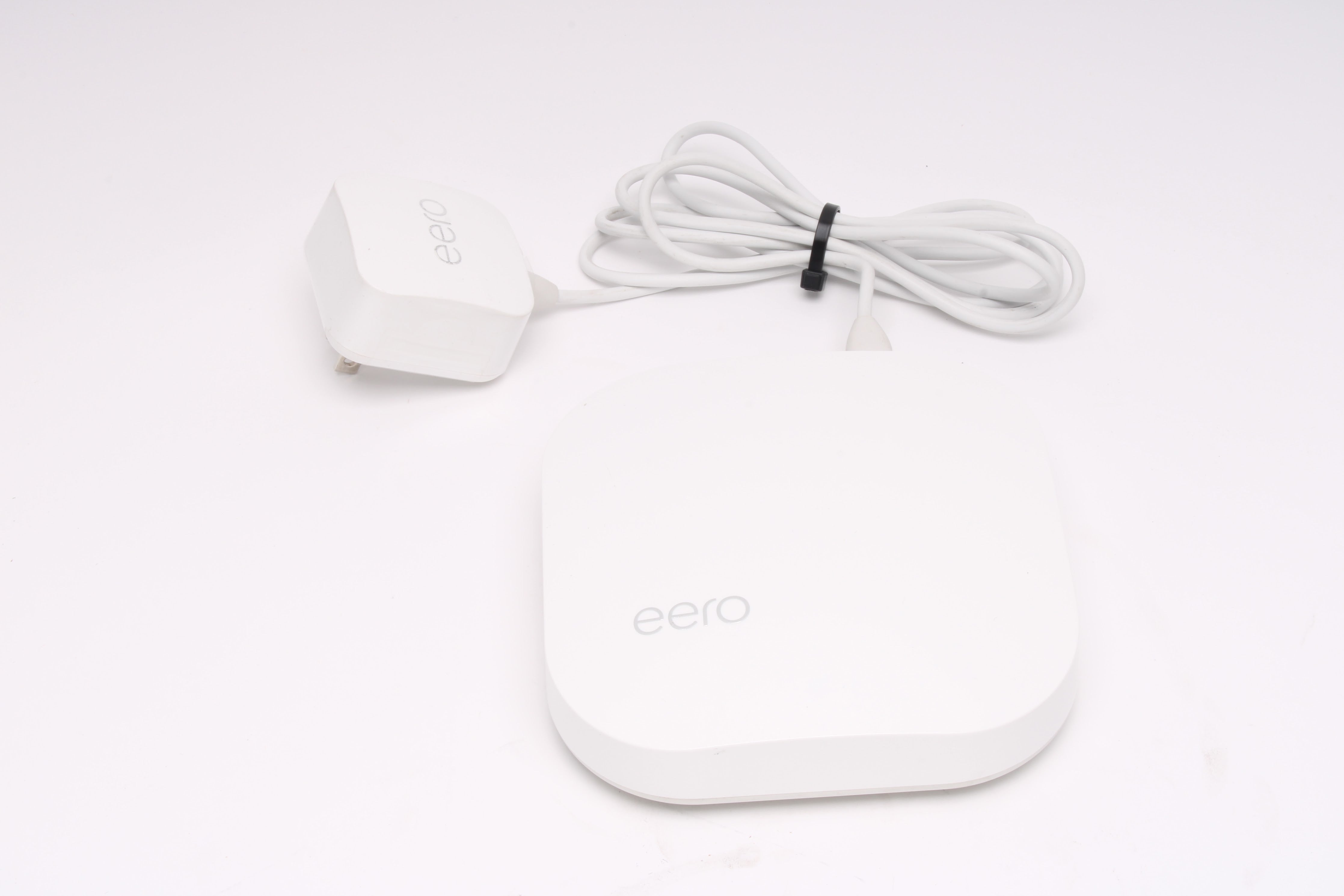 Eero B010001 Pro 2nd Generation AC Tri-Band Mesh Router With Power Sup ...