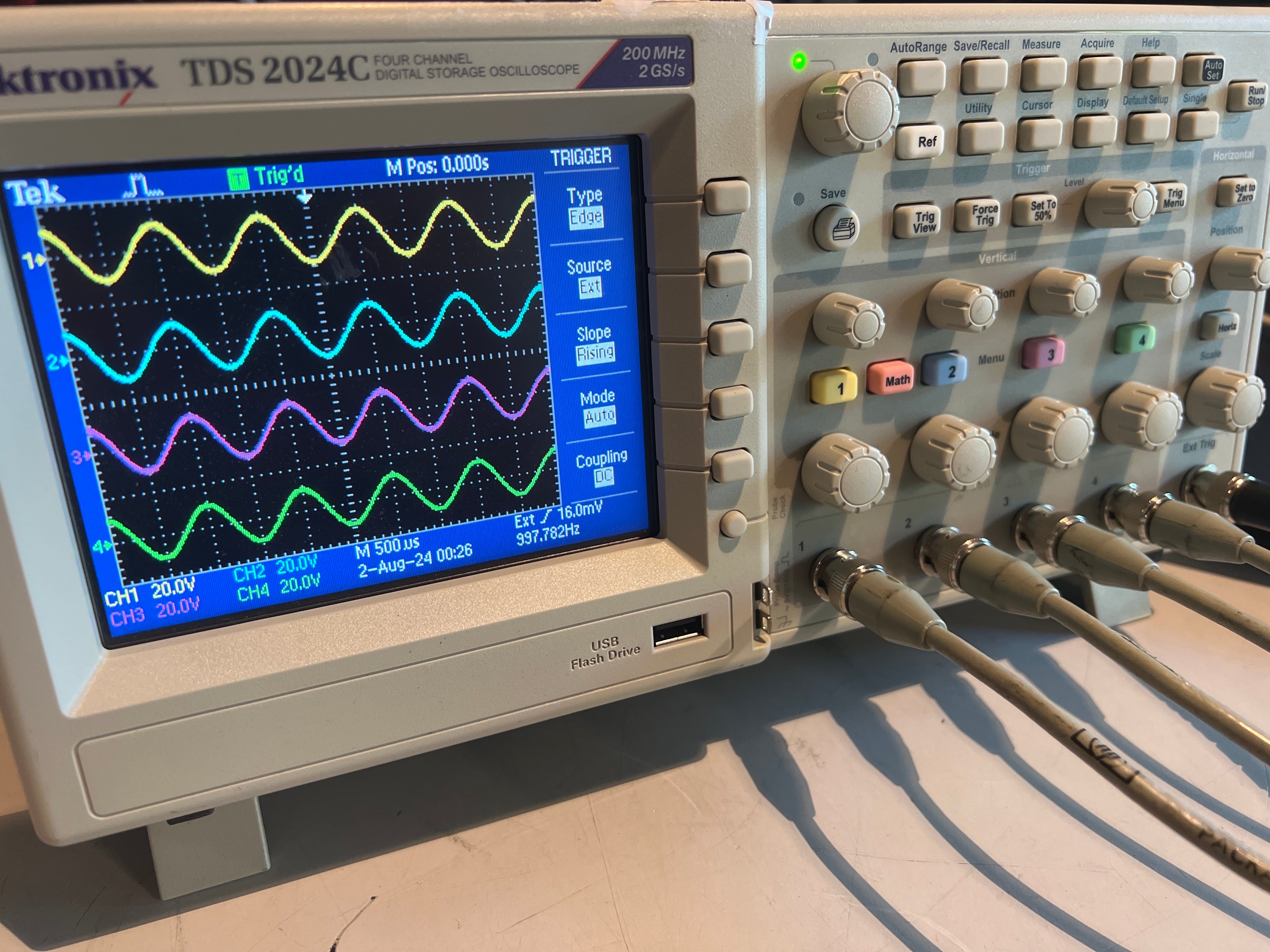 Tektronix TDS 2024C Four Channel Digital Storage Oscilloscope 200MHz 2GS/s