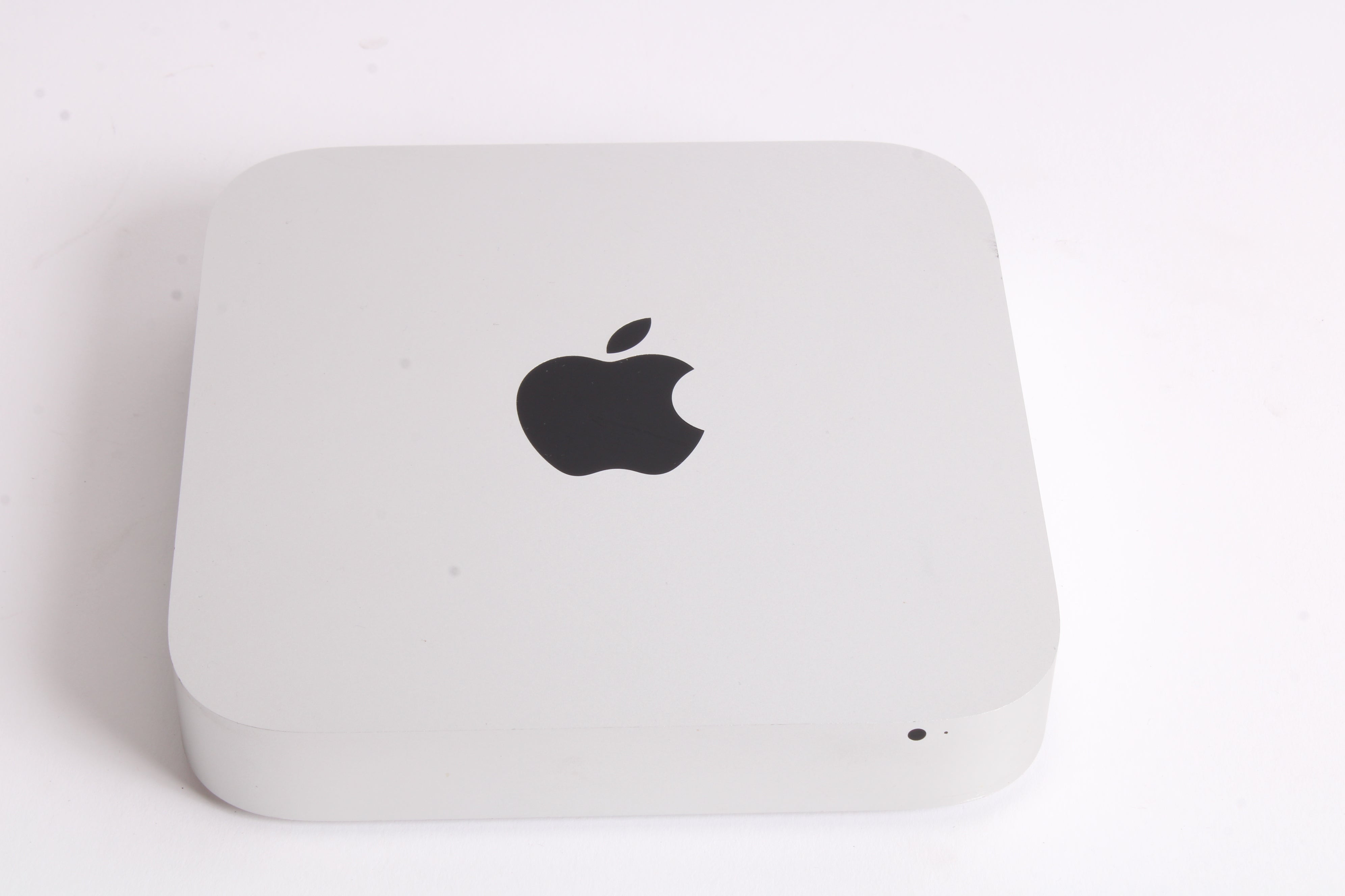 Apple Mac Mini Late-2014 Intel I5-4260U @1.4GHz / 4GB Ram / 500GB HDD /  Monterey