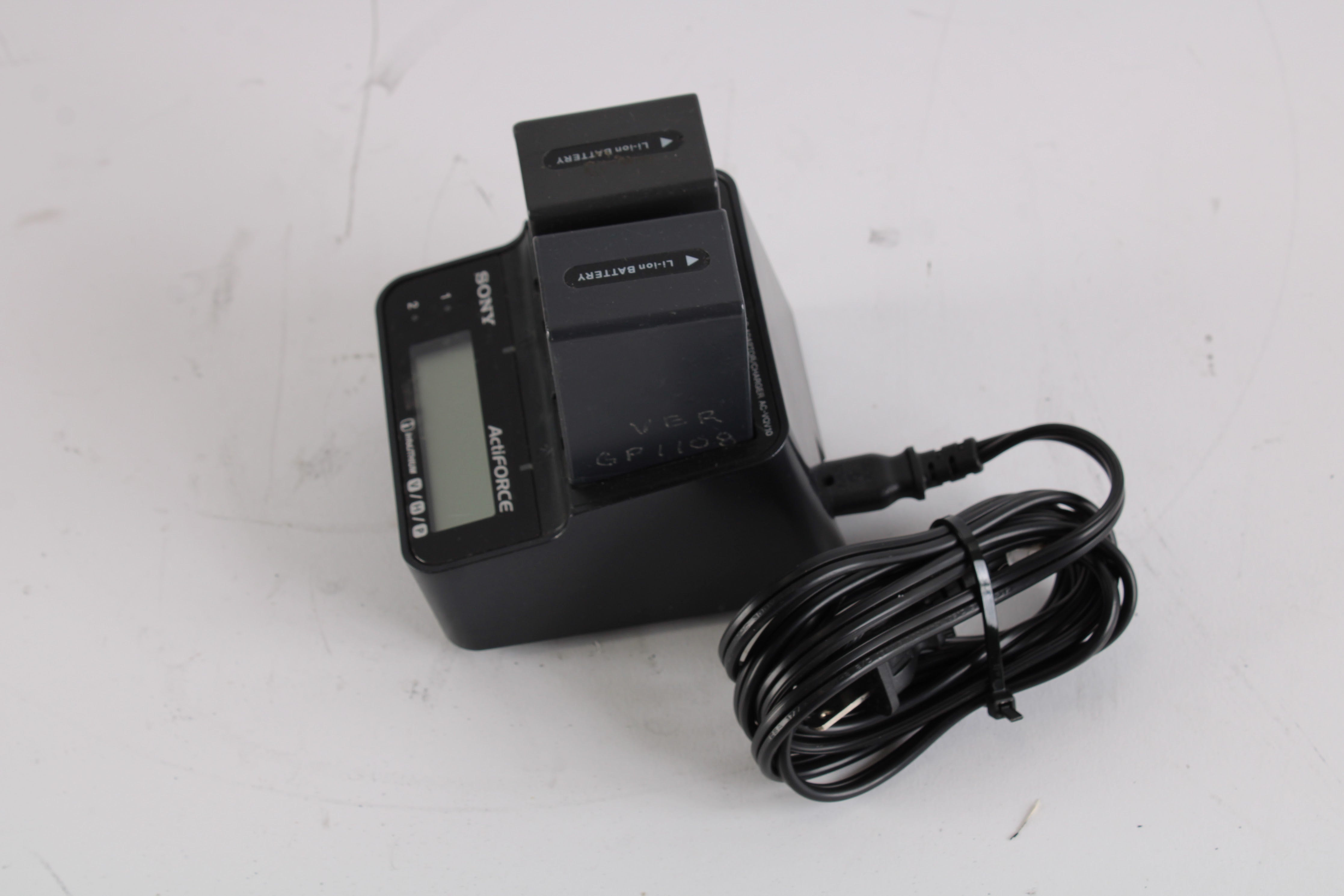 Sony AC-VQV10 AC Adaptor/Charger With 2x Hi-Capacity B-9674H Li-Ion Battery  7.4V