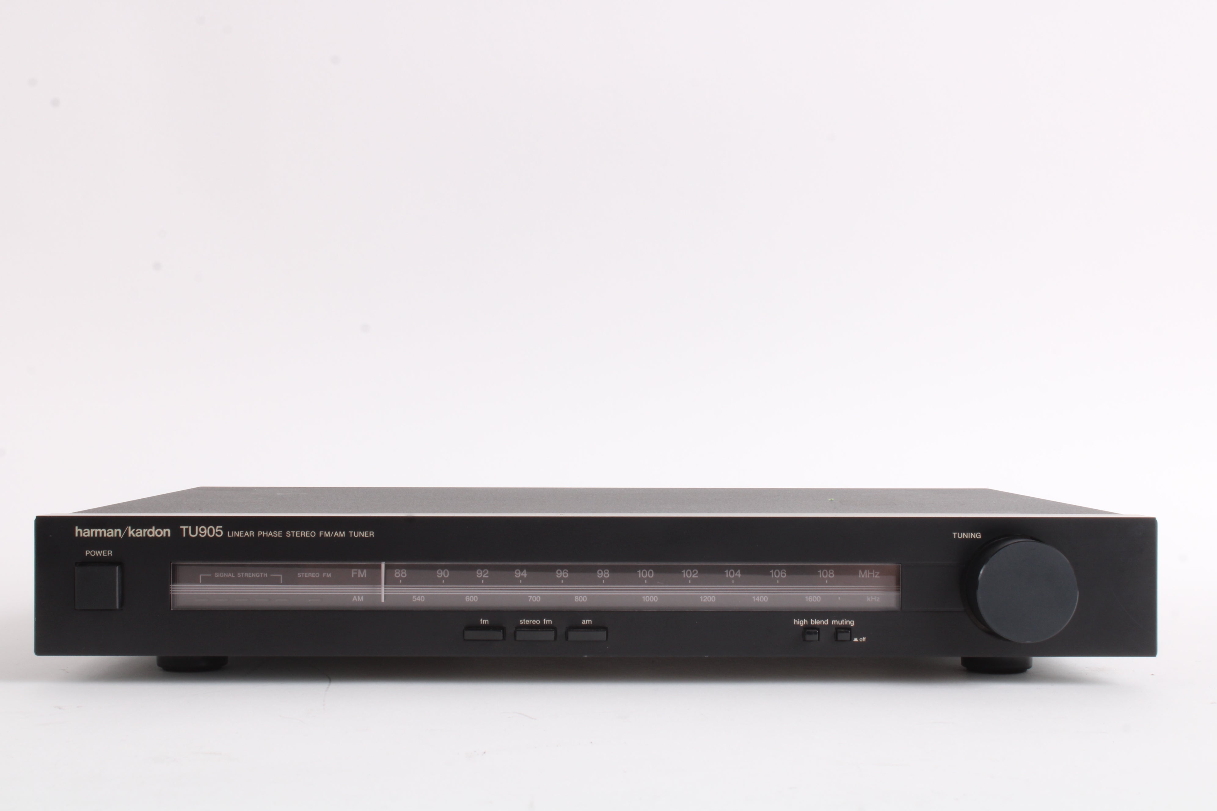 Harman Kardon TU905 Linear Phase Stereo FM/AM selling Tuner