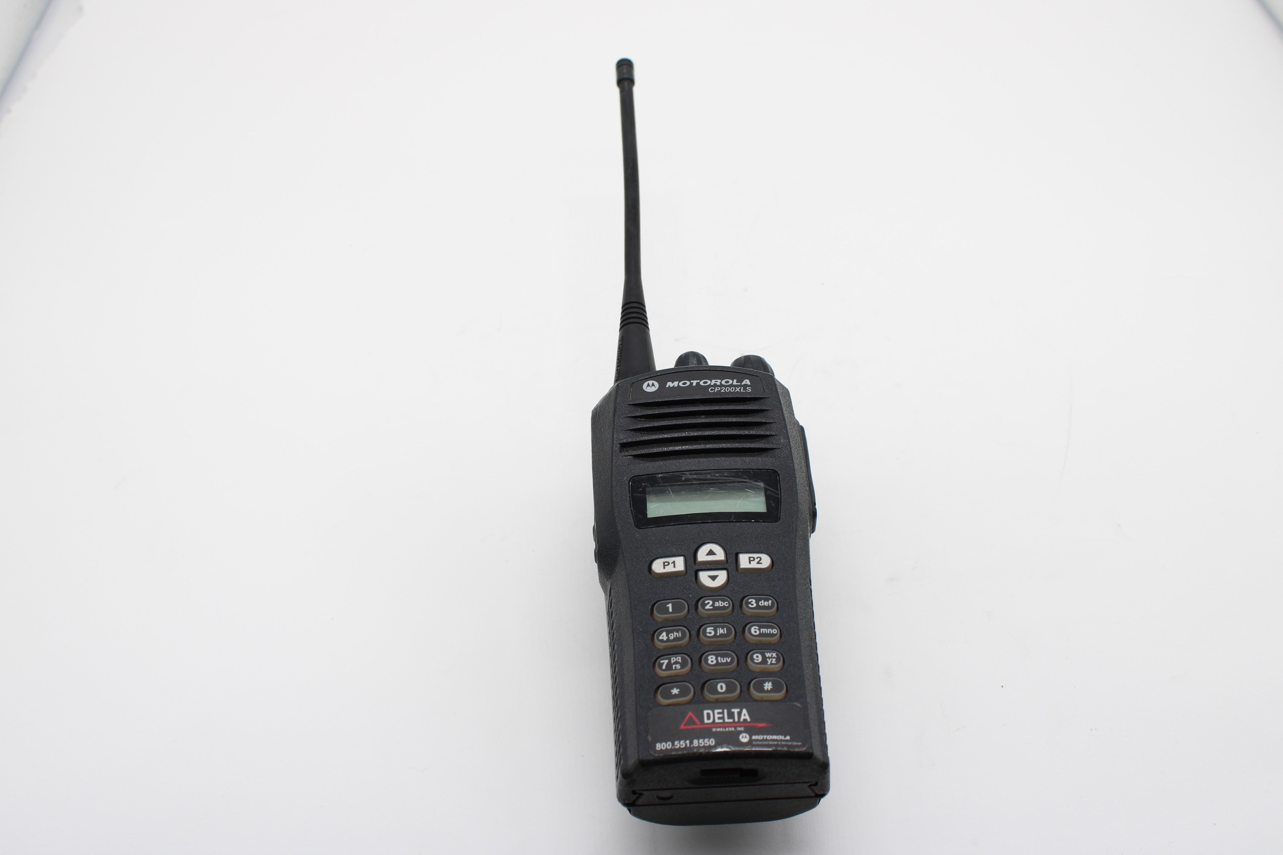 Motorola CP200XLS UHF Radio AAH50RDH9AA6AN W/ Battery Pack, Antenna, B