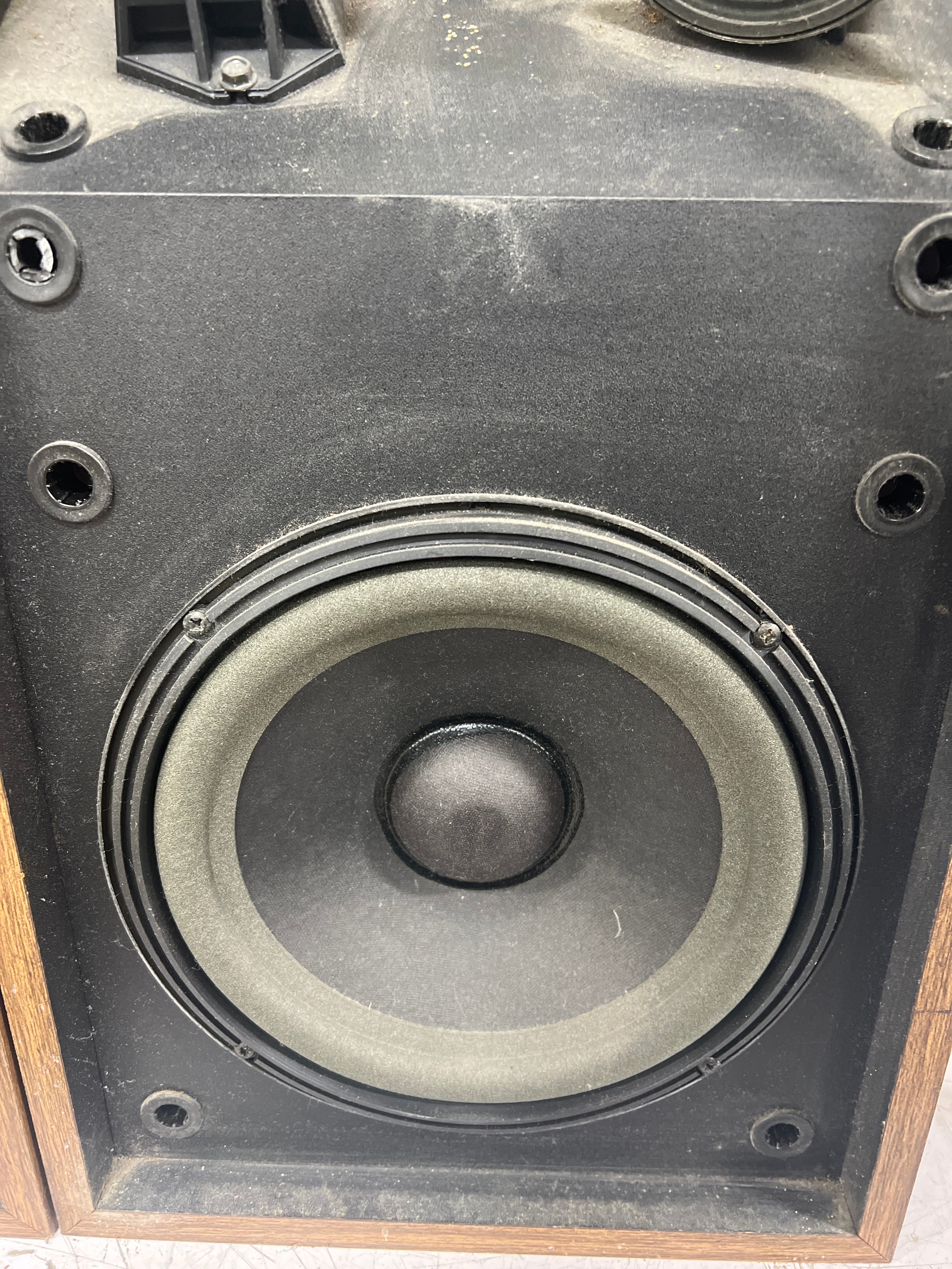 Bose shops 301 subwoofer