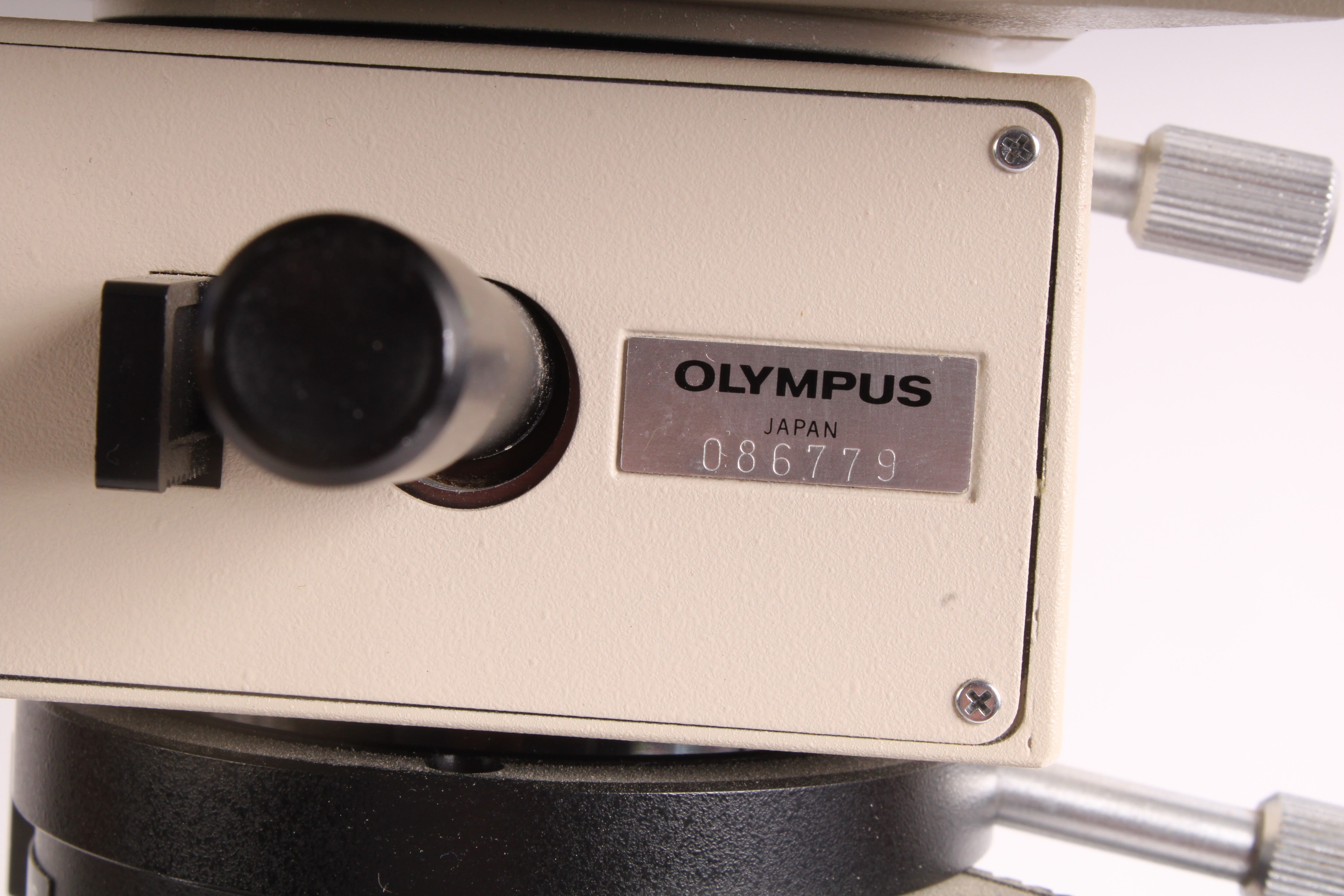 Olympus BH-2 Microscope W/ 4x Objectives, Olympus TDO Light, AC Power Cord