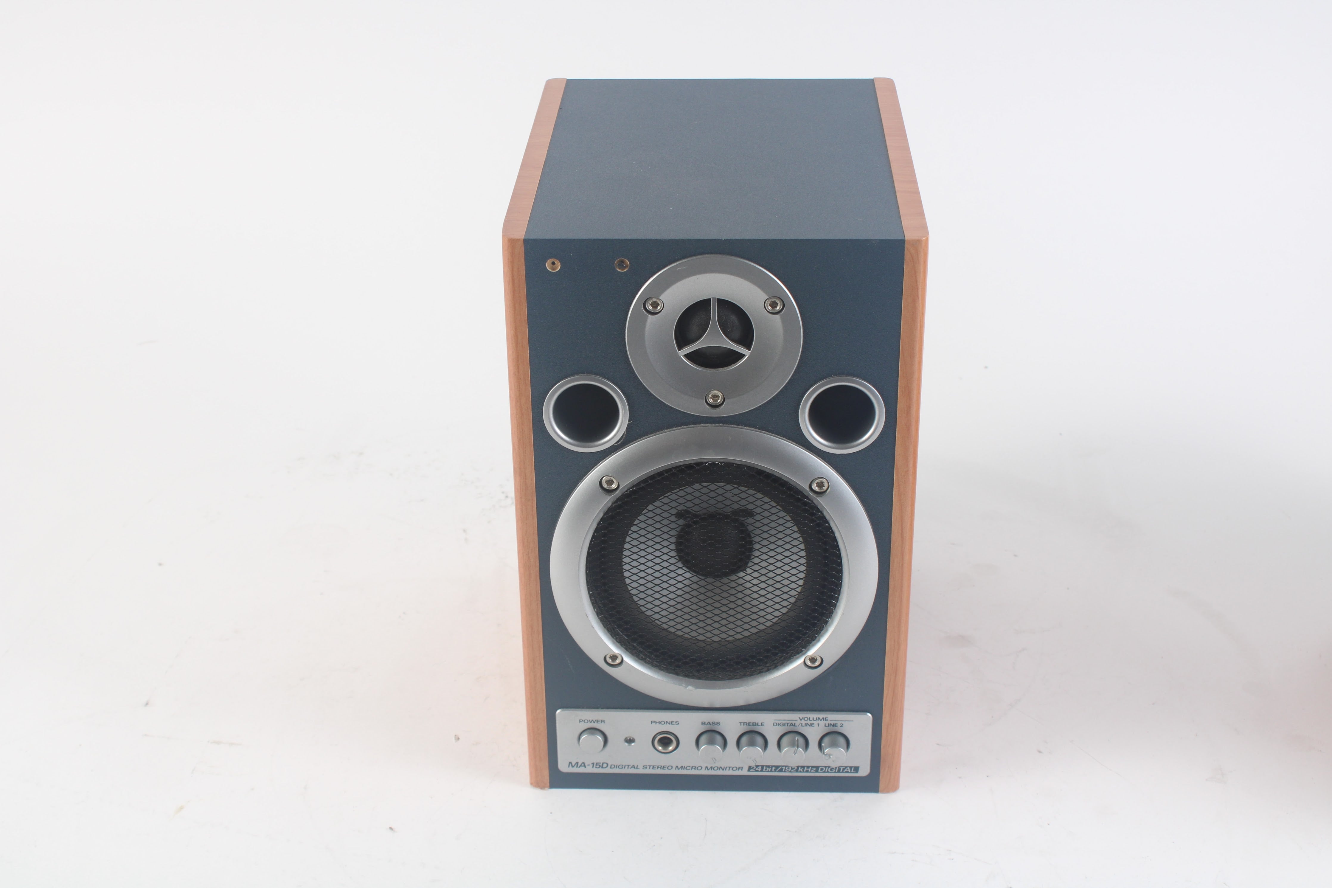 Roland Edirol MA-15D Digital Stereo Micro Monitor Speaker Pair